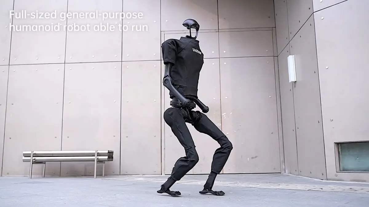 Prizor iz videa: Unitree H1 humanoidni robot